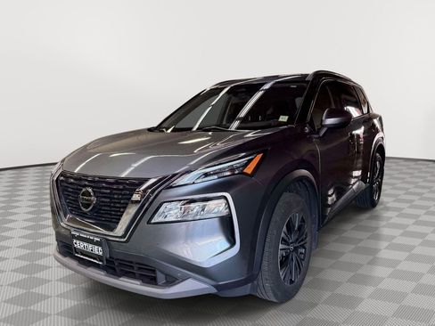 Used 2021 Nissan Rogue SV w/ Premium Package AWD/4WD image 3