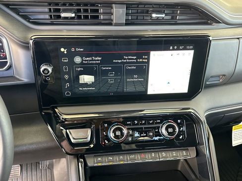 Certified 2024 GMC Sierra 1500 AT4X w/ AT4X AEV Edition image 31