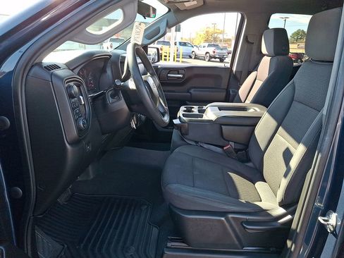 Used 2020 Chevrolet Silverado 1500 Custom w/ Custom Value Package image 14