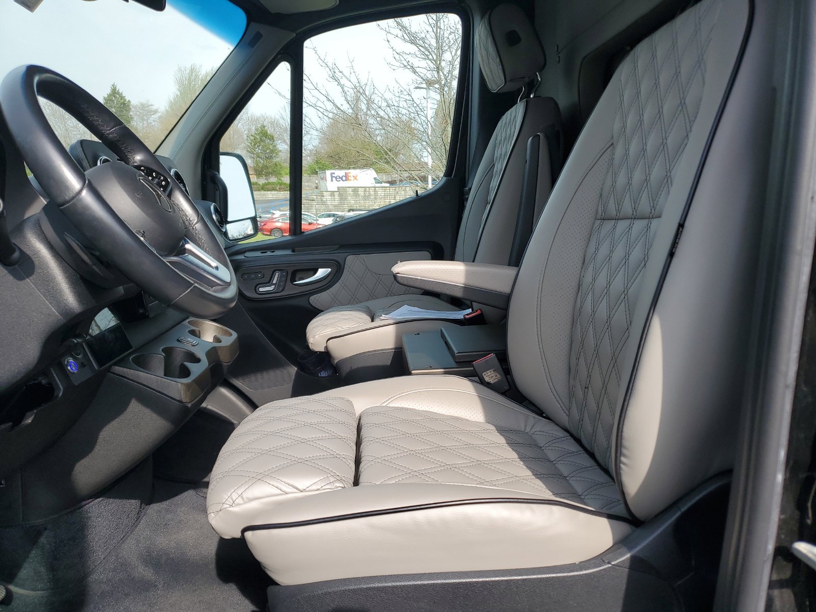 Used 2023 Mercedes-Benz Sprinter 3500 image 18