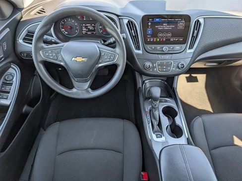 Used 2024 Chevrolet Malibu LT image 6