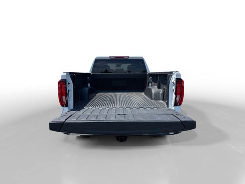 Used 2025 GMC Sierra 1500 SLT RWD image 17