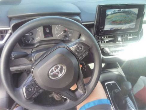 Used 2024 Toyota Corolla LE FWD image 5