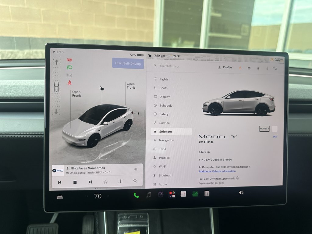 Used 2026 Tesla Model Y Long Range RWD image 25