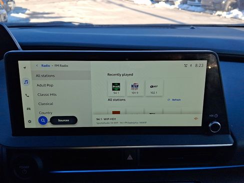 Used 2024 Toyota Prius XLE image 17