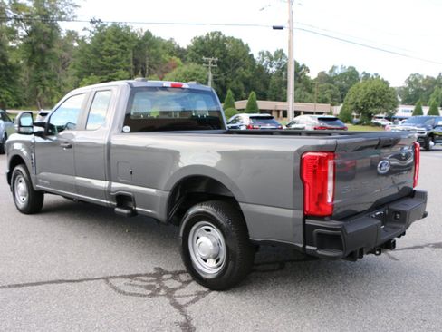 Used 2026 Ford F250 XL RWD image 3
