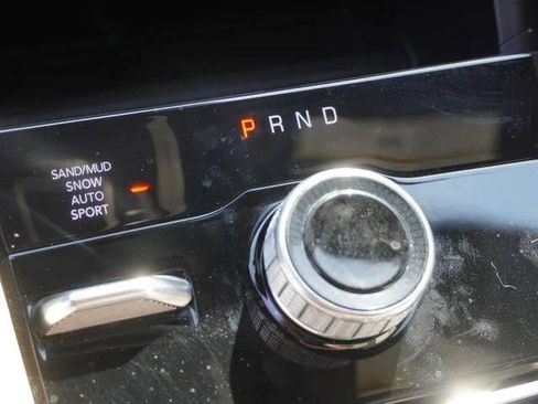 Used 2023 Jeep Grand Cherokee Limited AWD/4WD image 25