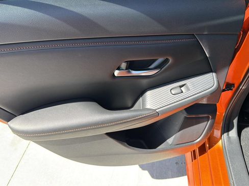 Used 2023 Nissan Sentra SR w/ Electronics Package FWD image 19