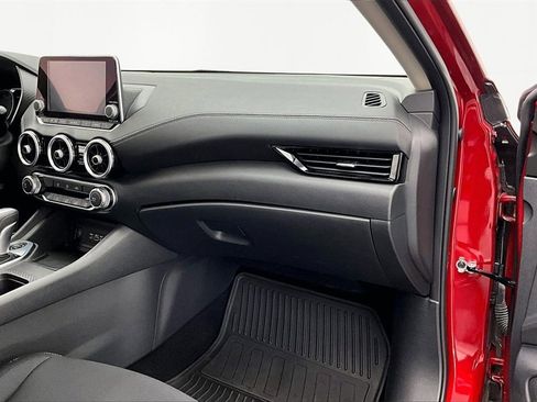 Used 2024 Nissan Sentra SV image 17