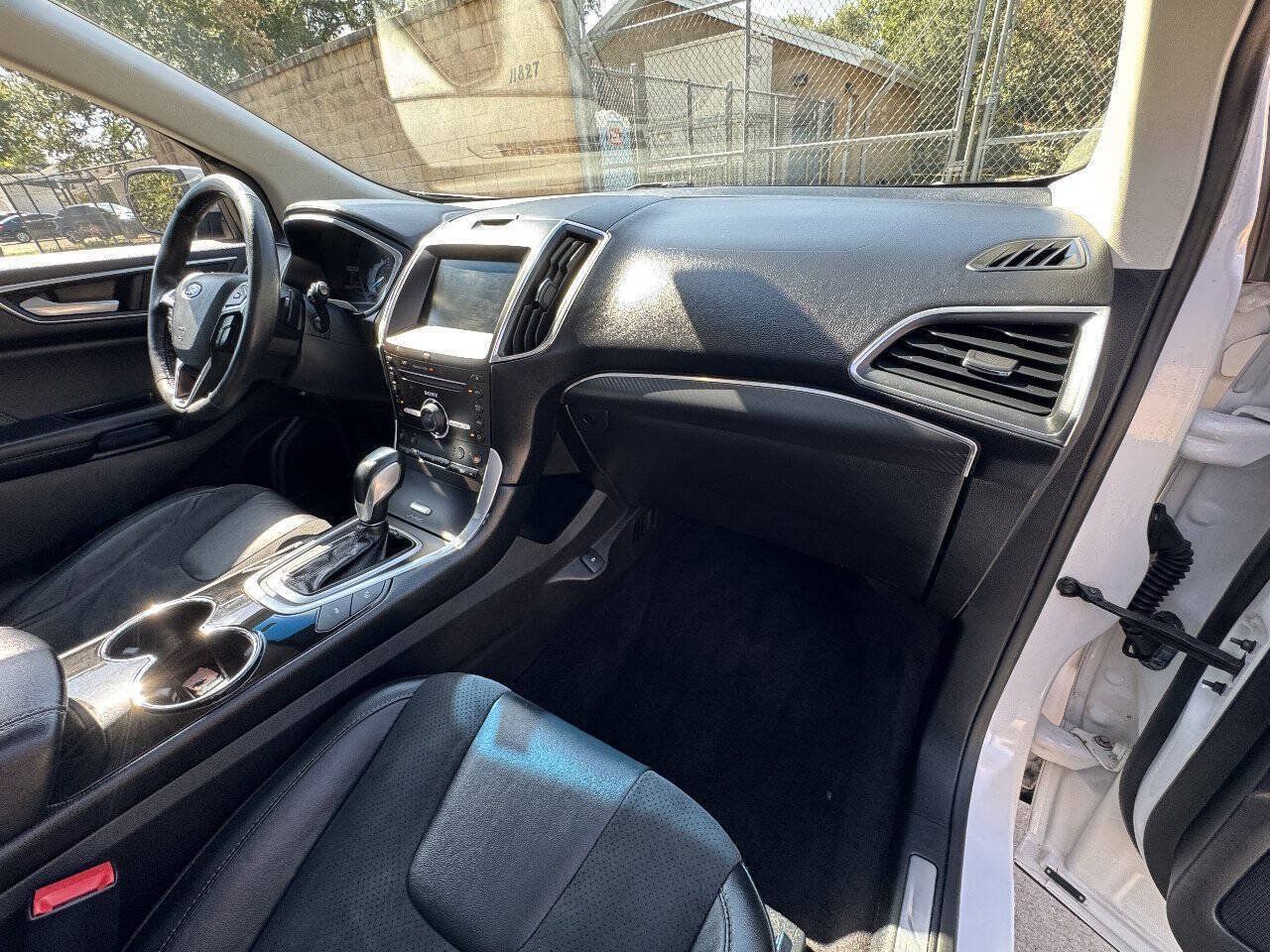 Used 2015 Ford Edge Sport w/ Equipment Group 401A AWD/4WD image 25