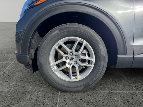 New 2026 Ford Explorer Active image 9