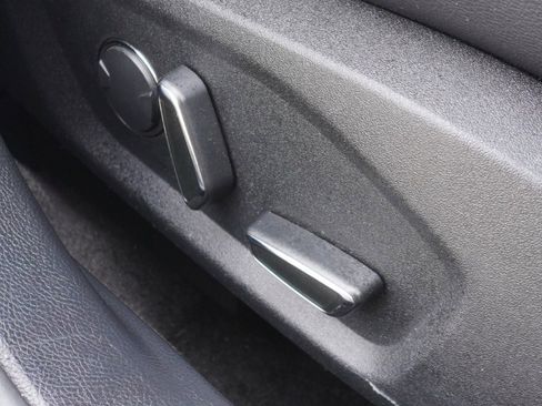 Used 2018 Ford Fusion Titanium image 15