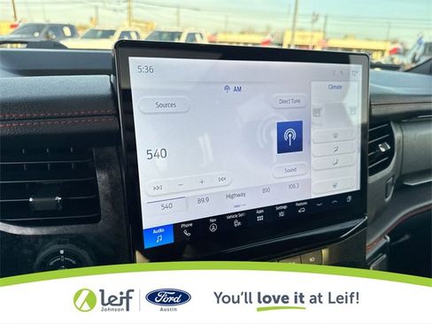 Used 2023 Ford Expedition Limited image 16