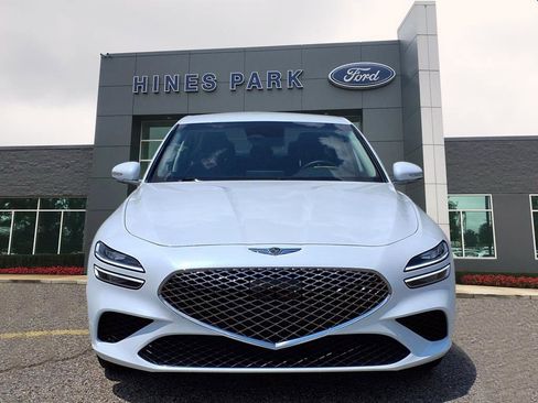 Used 2025 Genesis G70 2.5T image 2