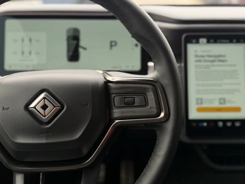 Used 2023 Rivian R1S Launch Edition Quad AWD/4WD image 26