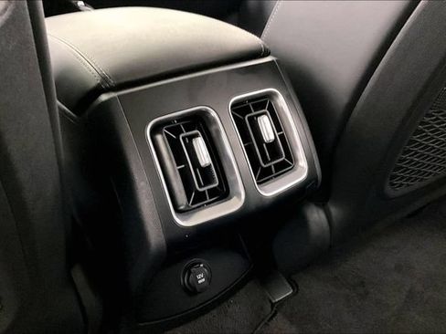 Certified 2026 Kia Sorento S w/ S Panoramic Sunroof Package FWD image 9