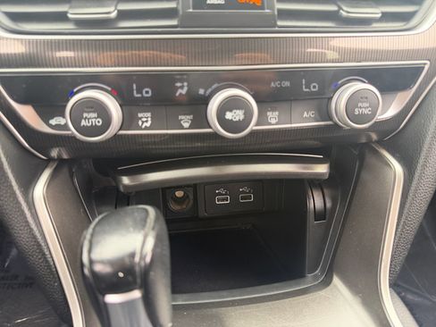 Used 2021 Honda Accord Sport image 17