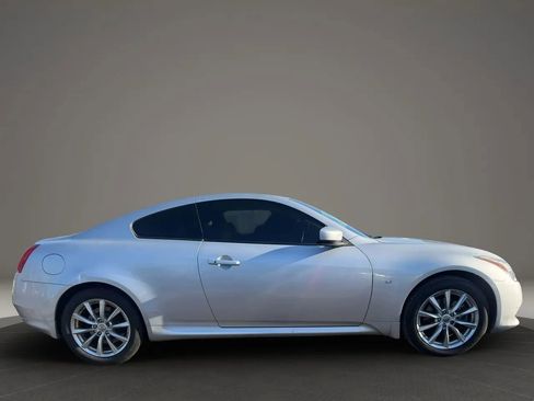 Used 2014 INFINITI Q60 AWD Coupe w/ Premium Package image 4