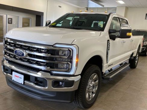 New 2025 Ford F350 Lariat w/ Chrome Package image 4
