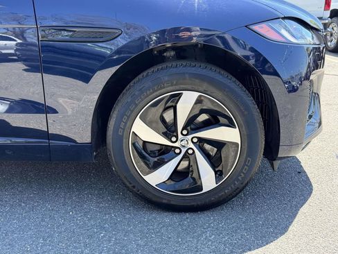 Used 2025 Jaguar F-PACE R-Dynamic S AWD/4WD image 11
