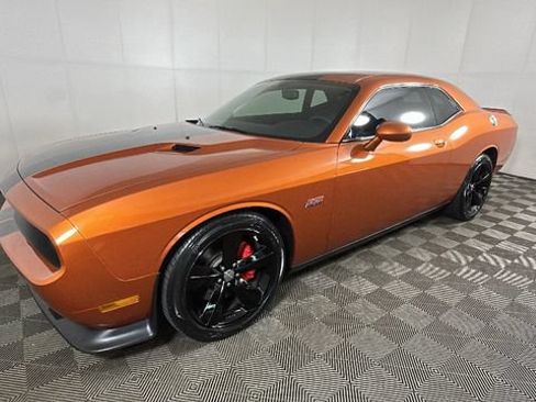 Used 2011 Dodge Challenger SRT8 RWD image 6