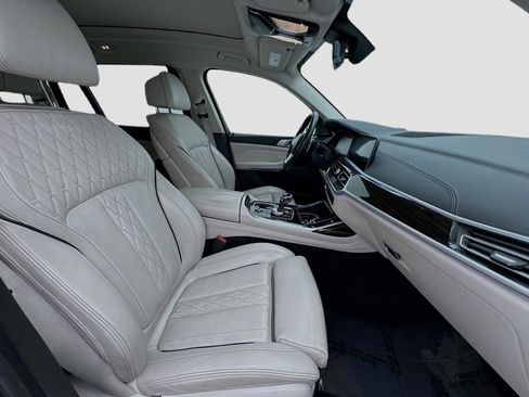 Used 2020 BMW X7 xDrive40i w/ Premium Package image 24