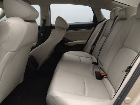 Used 2020 Honda Accord LX image 18