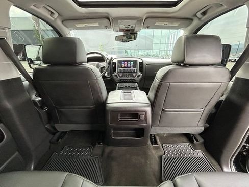 Used 2018 GMC Sierra 1500 SLT AWD/4WD image 39