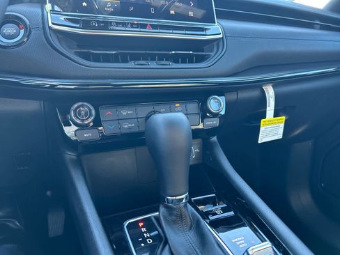 New 2026 Jeep Compass Latitude image 21