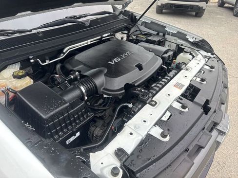 Used 2022 Chevrolet Colorado Z71 w/ Safety Package image 41