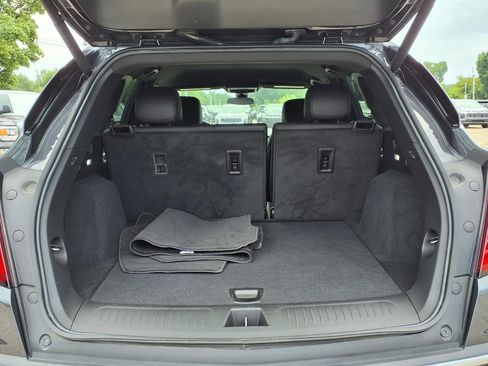 Certified 2023 Cadillac XT5 Luxury AWD/4WD image 11