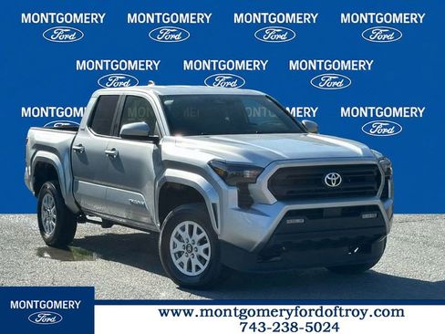 Used 2024 Toyota Tacoma SR5 AWD/4WD image 1