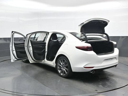 Used 2020 MAZDA MAZDA3 AWD Sedan w/ Black Accent Package image 46