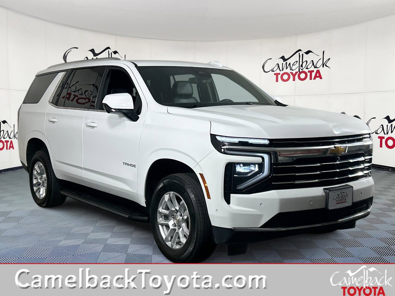 Used 2025 Chevrolet Tahoe LT AWD/4WD image 1