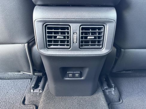 Used 2021 Toyota RAV4 XLE image 30