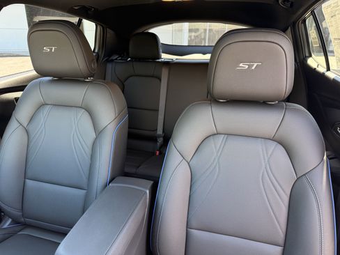 New 2025 Buick Envista Sport Touring w/ Convenience I Package image 12