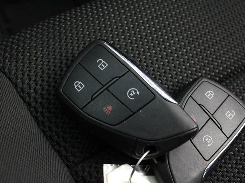 Used 2023 GMC Canyon Elevation w/ Convenience Package image 27