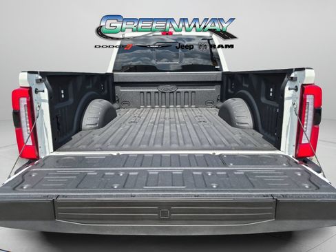Used 2026 Ford F250 Platinum AWD/4WD image 5