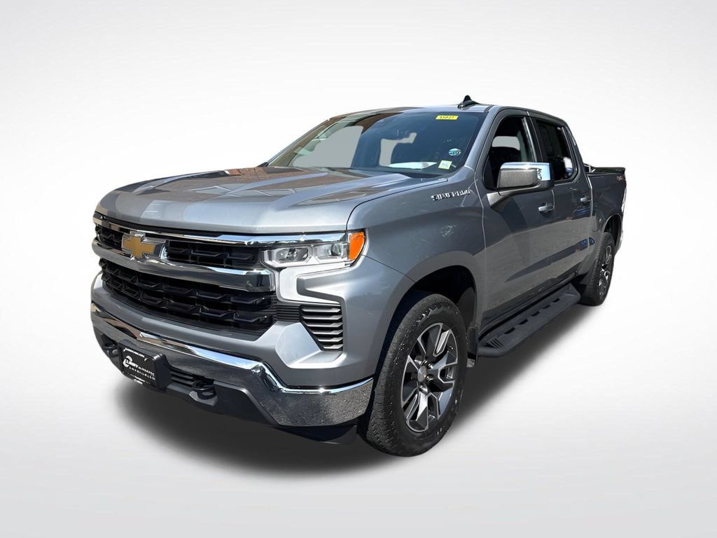 Used 2023 Chevrolet Silverado 1500 LT AWD/4WD image 3