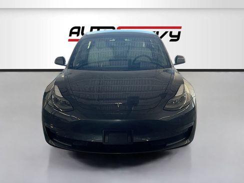 Used 2023 Tesla Model 3 Standard Range RWD image 2