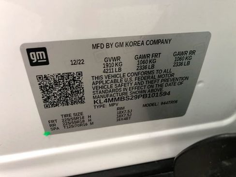 Used 2023 Buick Encore GX Preferred w/ Cold Weather Comfort Package FWD image 30