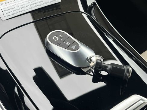 New 2026 Mercedes-Benz GLC 300 4MATIC image 43
