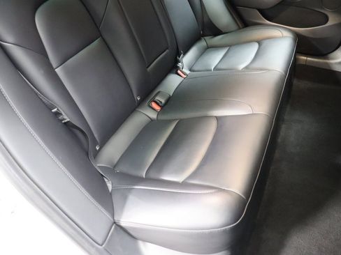 Used 2023 Tesla Model 3 Standard Range image 62