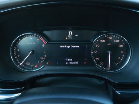 Used 2021 Cadillac XT6 Premium Luxury image 12