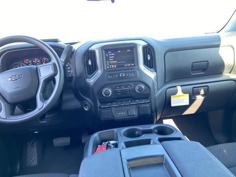 Used 2024 Chevrolet Silverado 1500 Custom Trail Boss AWD/4WD image 15