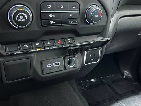 Used 2025 Chevrolet Silverado 1500 Custom w/ Turbomax Blackout Package AWD/4WD image 40