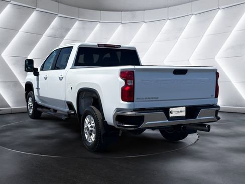 Certified 2024 Chevrolet Silverado 2500 LT w/ Convenience Package AWD/4WD image 3