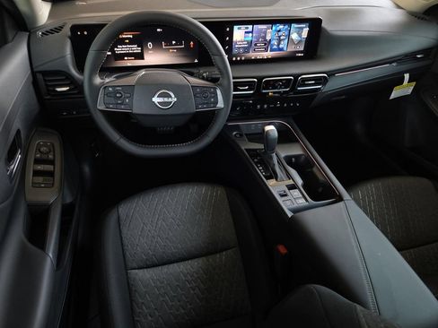 New 2026 Nissan Sentra SV w/ SV Convenience Package FWD image 14