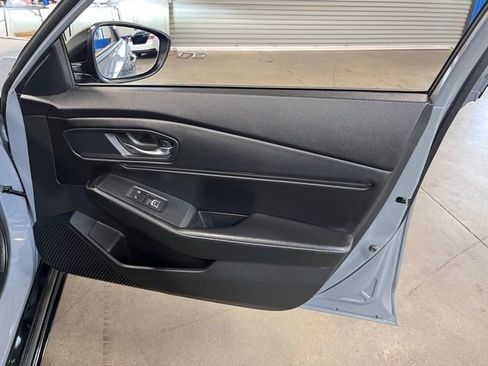 Used 2023 Honda Accord Sport image 12