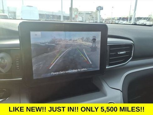 Used 2023 Ford Explorer XLT w/ Equipment Group 202A image 20